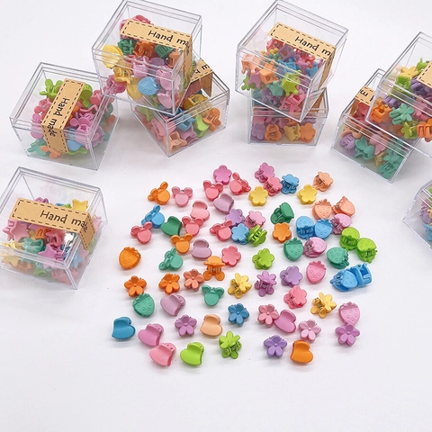 Mini Hair Claw Clips Plastic Resin Cute Flower Strawberry Heart Star Cartoon Accessories For Baby Girls Kids Toddlers
