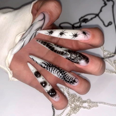 Extra Lange Stiletto Kunstnagels Gothic Punk Spin Kruis Zilveren Vlam Donkere Stijl Manicure Accessoires Voor Dames