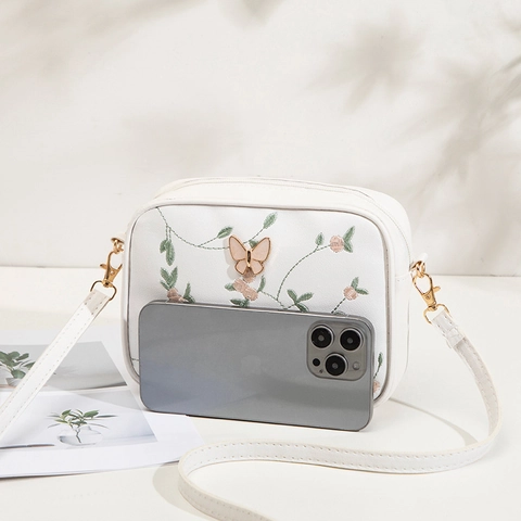 Women Crossbody Camera Bag PU Leather Flower Embroidery Butterfly Decoration Zipper Small Square Fashion Shoulder Bag
