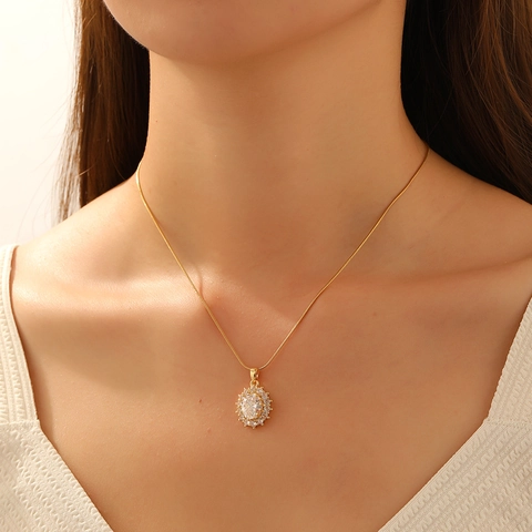 Collar Con Colgante De Halo Ovalado Cadena De Acero Inoxidable Cobre Circonita Cúbica Joyería Elegante Para Mujer
