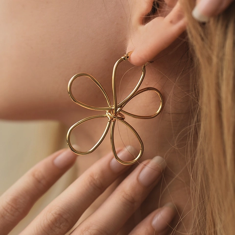 Vintage 18K Gold Plated Copper Flower Stud Earrings Luxury Rhinestone Floral Dangle Earrings For Women Party Wedding Gift