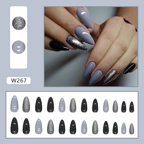 Unghie Finte A Mandorla Dark Gothic Glitter Patchwork Eleganti Unghie Lunghe Per Donne