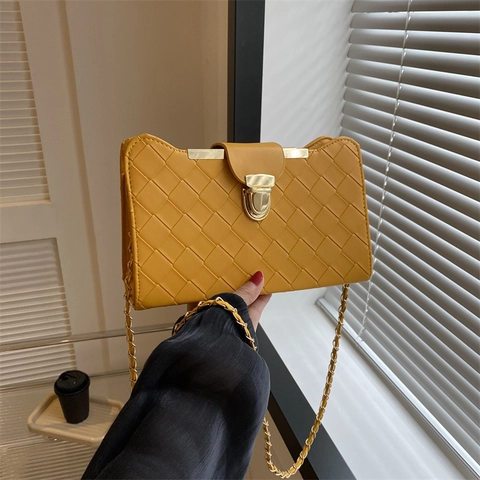 Woven PU Leather Shoulder Bag Women Small Square Crossbody Bag Gold Lock Chain Strap Elegant Underarm Handbag For Daily Party