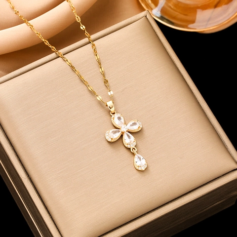 Collier Pendentif Croix en Acier Inoxydable pour Femme Luxe Incrustation de Strass Or Argent Électroplaqué Bijoux