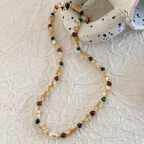 Vintage Handmade Shell Beaded Necklace For Women Elegant Freshwater Pearl Pendant Clavicle Chain Multicolor Boho Jewelry Gift