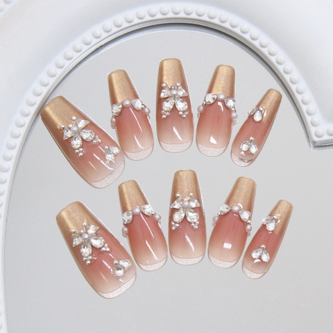 Handgemachte Press On Nails Schmetterling Strass Künstliche Perle Coffin Form Ombre Gradient ABS Kunststoff Eleganter Französischer Stil