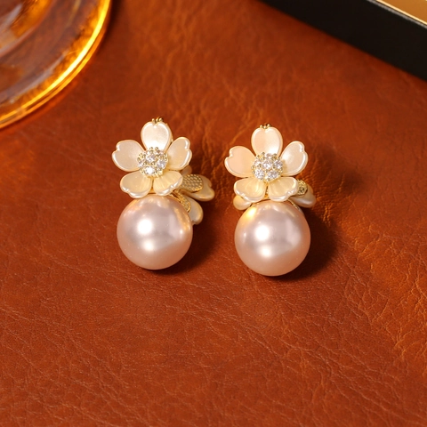 Elegantes Pendientes De Gota Con Perlas Artificiales Y Flores De Concha Cobre Chapado En Oro Circón Centrado Para Mujer Accesorio