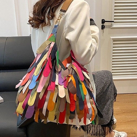 Bunte Patchwork PU Leder Umhängetasche Große Kapazität Fransen Quaste Hobo Tasche Mit Krokodil Textur Für Damen