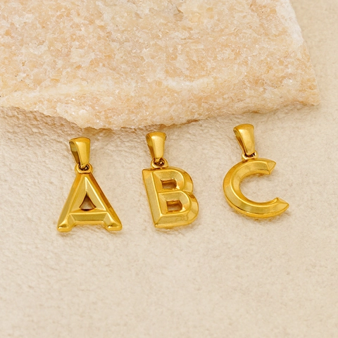 Ciondolo Iniziale Alfabeto Acciaio Inossidabile Placcato Oro 18K Lettere A-Z Minimalista 3D Accessorio Gioielli Moda Charms