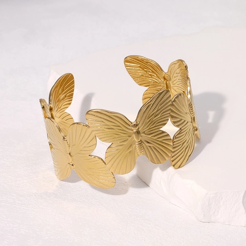 Bracciale Aperto Farfalla Largo Retrò Traforato Acciaio Inossidabile Regolabile Gioielli Di Moda Per Donne