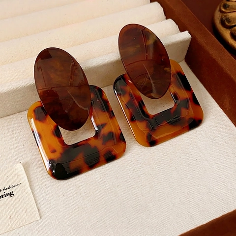 Geometric Resin Tortoiseshell Stud Earrings With Silver Earring Post Vintage Square Oval Hollow Jewelry For Women