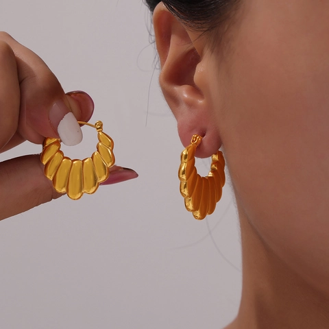 Orecchini a Cerchio Geometrici Vintage a Forma di U da Donna in Acciaio al Titanio Placcato Oro Argento Gioielli di Moda Retro