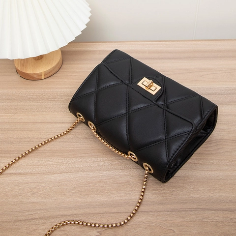 Women Quilted PU Leather Shoulder Bag Gold Chain Strap Lock Crossbody Small Square Handbag Fashion Elegant Versatile