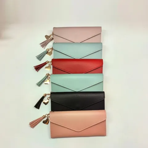Damen Lange Geldbörse PVC Leder Herzanhänger Quaste Dreifach Gefaltet Viele Kartenfächer Clutch Elegant