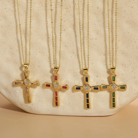 Collana Con Ciondolo A Croce Rame Placcato Oro 14K Zirconia Cubica Colorata Rettangolare Gioielli Hip Hop Per Donne