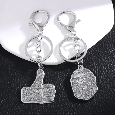 Iced Out Strass Daumen Hoch Hip Hop Schlüsselanhänger Zinklegierung Auto Schlüsselring Tasche Anhänger Mode Schmuck