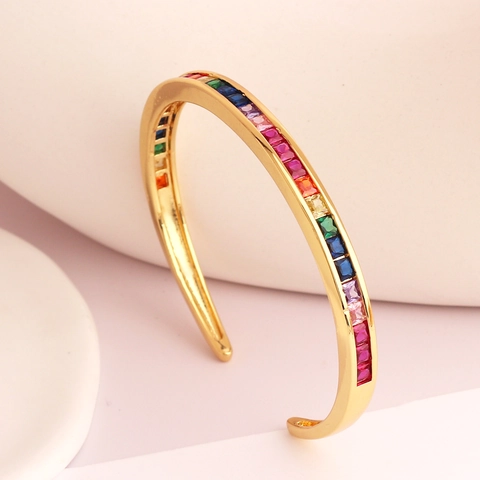 Regenboog Zirkoon Open C-Vorm Armband Voor Dames Verguld Messing Kleurrijke Vierkante Zirkonia Verstelbare Bangle