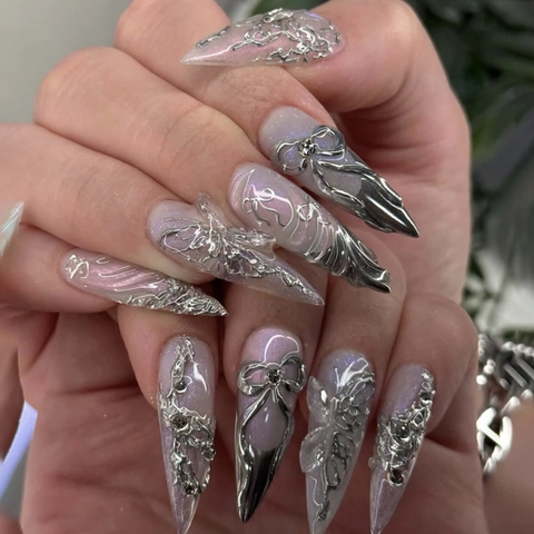 Uñas Postizas Stiletto Extra Largas Rosa Púrpura Perla Polvo de Espejo Con Lazo Metálico Plateado 3D Y2K Uñas Artificiales