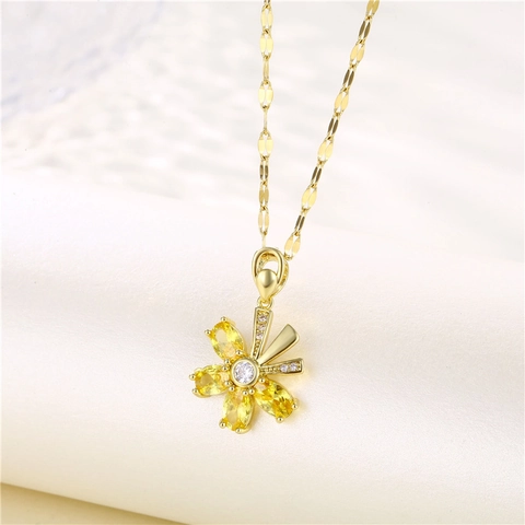Flower Pendant Necklace Titanium Steel Chain 18K Gold Plated Brass Micro Pave Yellow Cubic Zirconia For Women Elegant