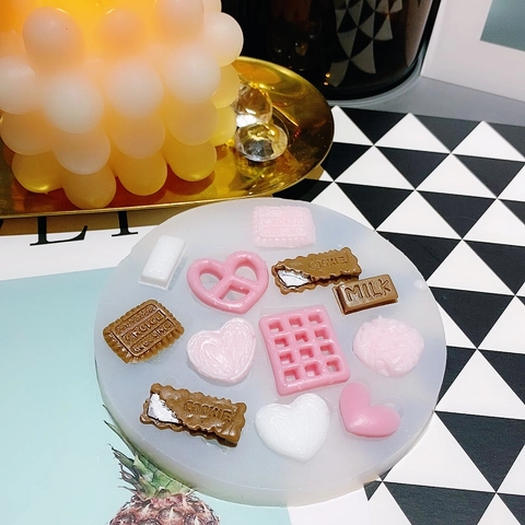 Mini Cookie Chocolate Heart Shape Silicone Mold For Fondant Decoration DIY Craft Baking Dessert Multi Cavity Flexible