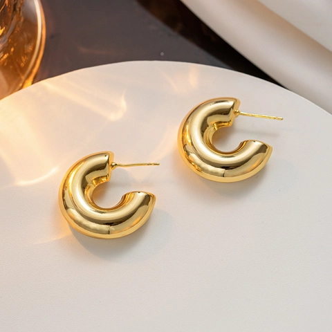 Orecchini A Cerchio Spessi Placcati Oro 18K Acciaio Inossidabile Minimalista Geometrico Cavo A Forma Di C Donne