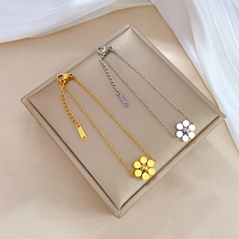 Stainless Steel Flower Charm Bracelet Minimalist Sweet Korean Style Adjustable Jewelry For Women Girls