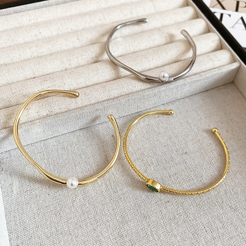 Brazalete Abierto Retro Cobre Chapado Oro 18K Con Perla Artificial Gema Verde Circón Joyería De Moda Para Mujeres