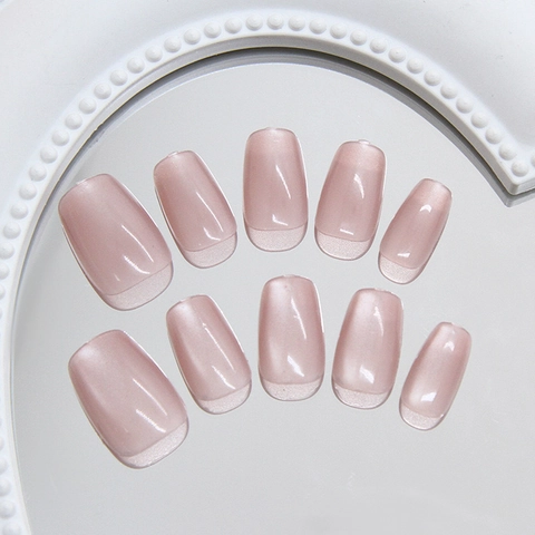 Handgefertigte Aufklebbare Nägel Katzenauge Schimmer Nude Rosa Französische Spitze Squoval Mode Süß Damen