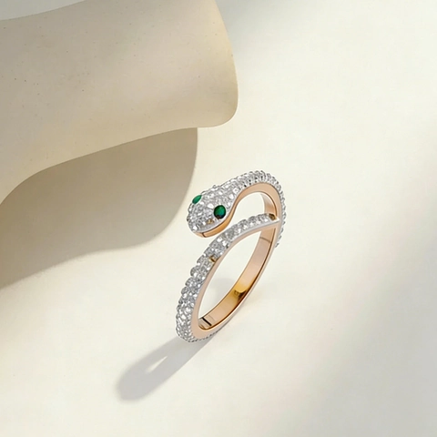 Slangvormige Open Ring Roestvrij Staal Volledige Zirkoon Minimalistisch Groen Oog Ontwerp Mode Vinger Sieraden Voor Vrouwen