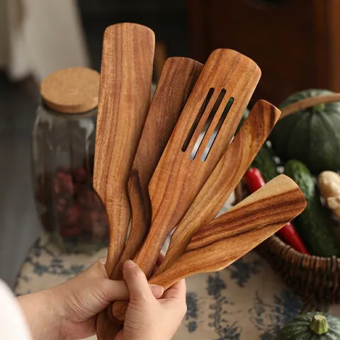 Teak Wooden Spatula Kitchen Tools Slotted Cooking Scraper Heat Resistant Non-Stick Cookware Natural Wood Grain