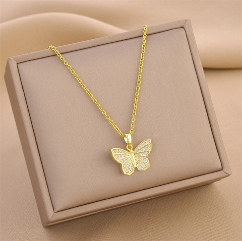 Collar Con Colgante De Mariposa Circón Micro Pavé Acero Inoxidable Y Cobre Joyas Animales Chic Regalo Para Mujeres