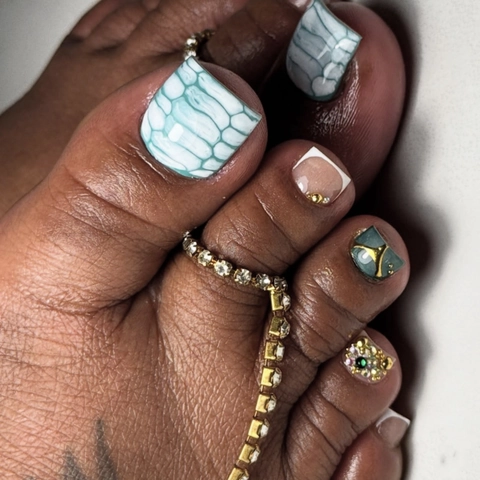 Faux Ongles D'Orteils Pointes Artificielles Strass Motif Serpent Émeraude Pédicure Française Avec Chaîne De Cheville Métallique