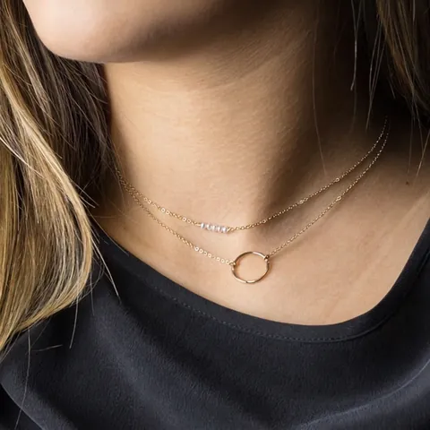 Collana Multistrato in Acciaio Inossidabile per Donna Minimalista Perla Artificiale Ciondolo a Cerchio Martellato Gioielli