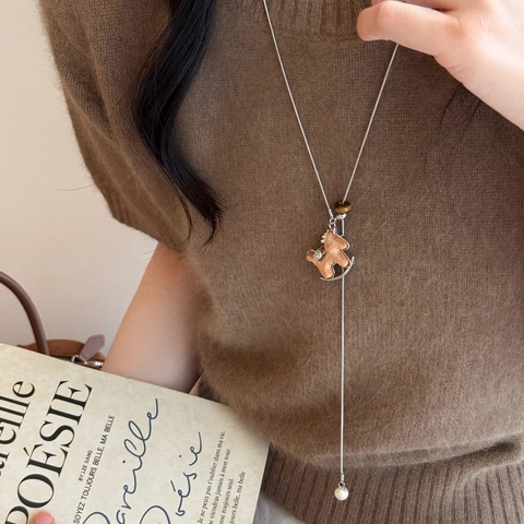 Lange Pullover Kette Mit Holz Schaukelpferd Anhänger Geflochtenes Lederseil Metallkette Bunte Künstliche Perlen Retro Damen Schmuck