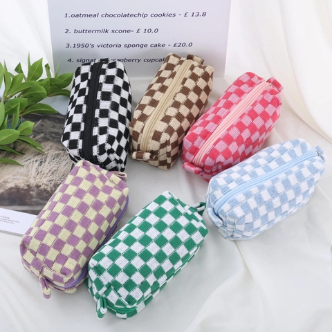 Checkerboard Knitted Makeup Bag Pencil Case Contrast Color Zipper Portable Travel Toiletry Storage Pouch
