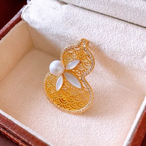 Spilla Zucca Vintage Placcata Oro 18K Rame Perla Artificial Conchiglia Madreperla Zirconia Cavo Stile Cinese Lusso Pin