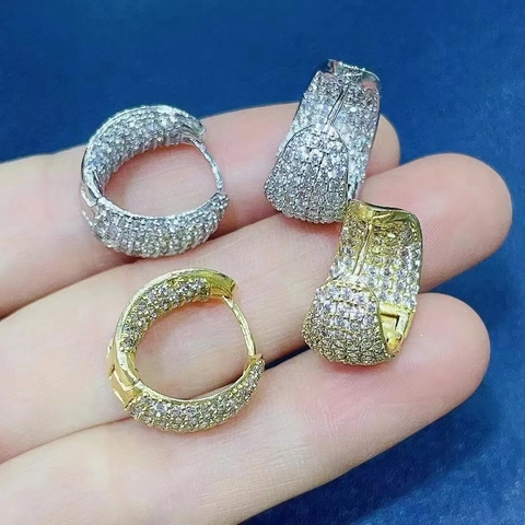 Klassische Kupfer Pavé Strass Creolen Für Damen Mode Einfache Mikro Eingelegt Gold Silber Creolen Täglich Party Schmuck