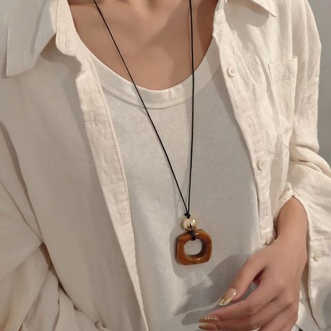 Retro Pendant Necklace Irregular Hollow Resin Square With Alloy Bead Long Cord Zen Style Sweater Chain For Women
