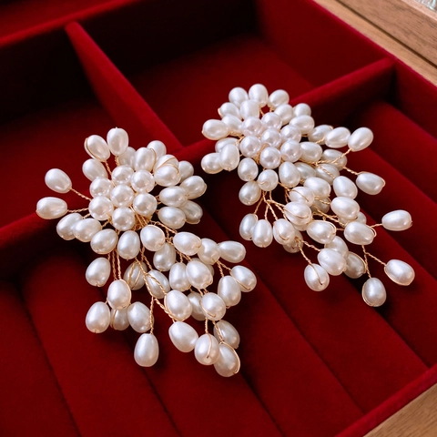 Handmade Cluster Floral Imitation Artificial Pearl Earrings With Silver Earring Post Elegant Vintage French Style Jewelry For Women