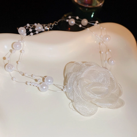 Mehrlagige Choker Halskette Mit Künstliche Perlenimitaten Und Großer Netzstoffblume Eleganter Süßer Schmuck Für Damen
