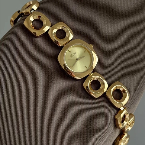 Women Fashion Quartz Watch With Hollow Alloy Bracelet Square Dial Waterproof Casual Elegant Timepiece