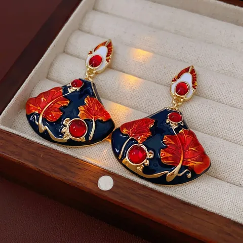 Vintage Fan Enamel Earrings With Silver Earring Post Maple Leaf Pattern Red Beads Alloy Statement Jewelry For Women