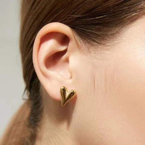 Orecchini A Lobo A Cuore Minimalisti Acciaio Inossidabile Placcato Oro 18K Ipoallergenico Impermeabile Gioielli Donna