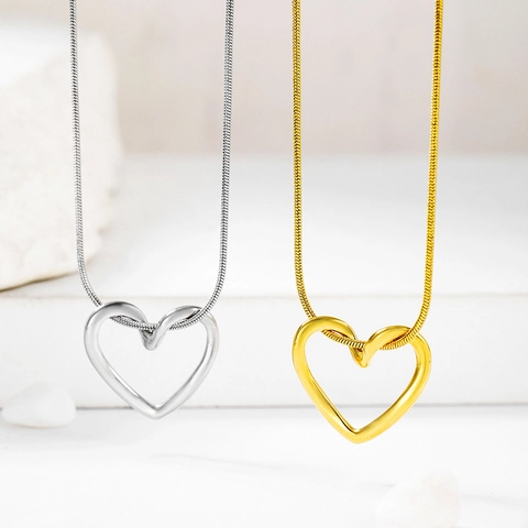 Collier Pendentif Coeur Acier Inoxydable Creux Minimaliste Chaîne Serpent Bijoux Pour Femmes Design Simple