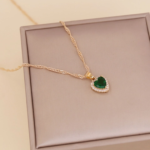 Heart Pendant Necklace Gold Plated Copper Colorful Zircon Clavicle Chain Vintage Style For Women