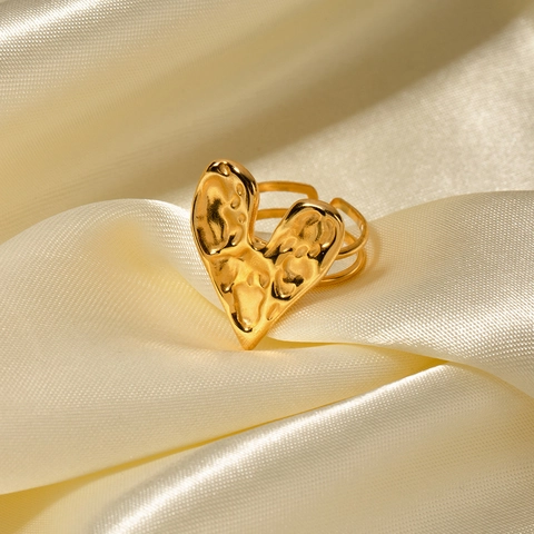 Vintage Hammered Stainless Steel Heart Ring For Women 18K Gold Plated Irregular Texture Geometric Finger Ring Jewelry Gift