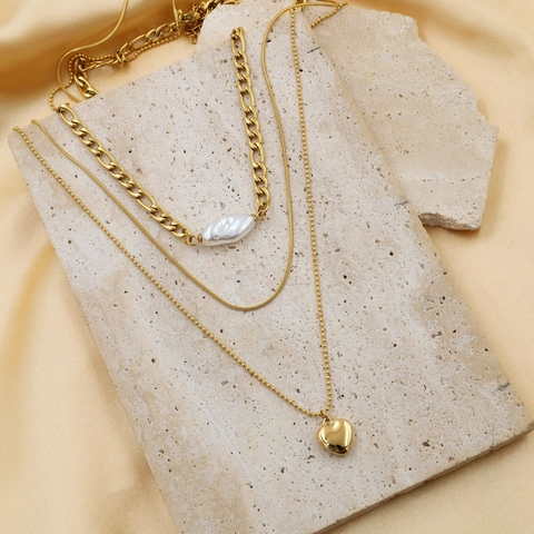 Three Layered Necklace 18K Gold Plated Stainless Steel Artificial Baroque Pearl Heart Pendant French Vintage Elegant Jewelry Women