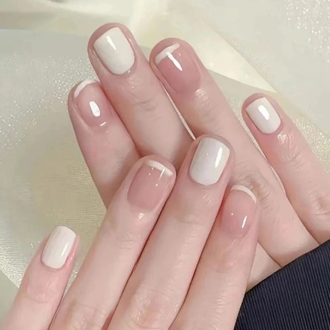 Ongles À Presser Français Brillants Rose Nu Blanc Crème Courts Carrés Ronds Faux Ongles Pour Femmes Manucure