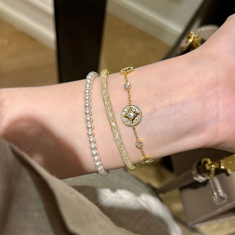 French Vintage 18K Gold Plated Starburst Round Medallion Bracelet Zircon Inlay Copper Dainty Jewelry For Women