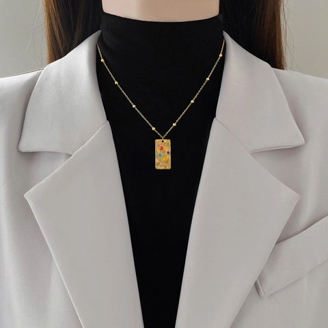 Titanstahl Anhänger Halskette Gold Überzogen Rechteckig Gehämmerte Textur Bunte Edelsteine Perlenkette Schmuck